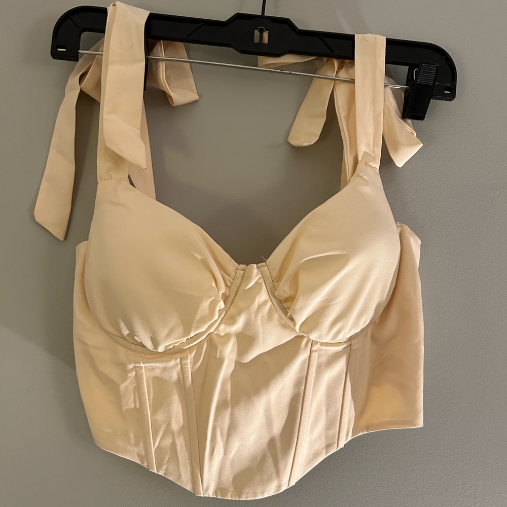 Amazon Corset Top Push Up with tie straps. Light tan/ cream top.